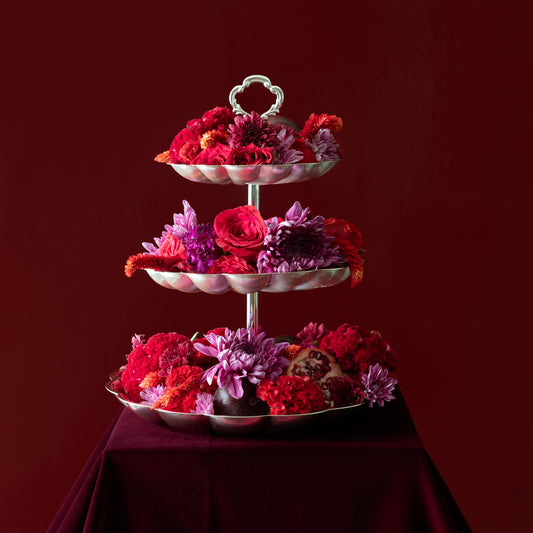 Swirl Three Tier Stand